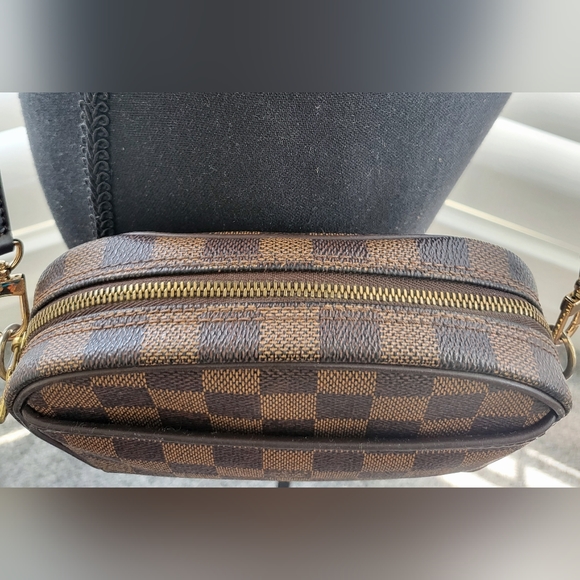 Louis Vuitton Damier Ebene 3-way Pochette - Waistbag & Crossbody - Picture 12 of 16
